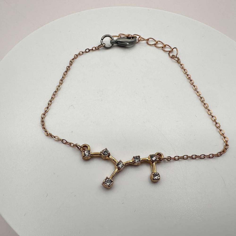 Vintage 90s Gold Tone Virgo Zodiac Constellation Bracelet Clear Glass Jewelry